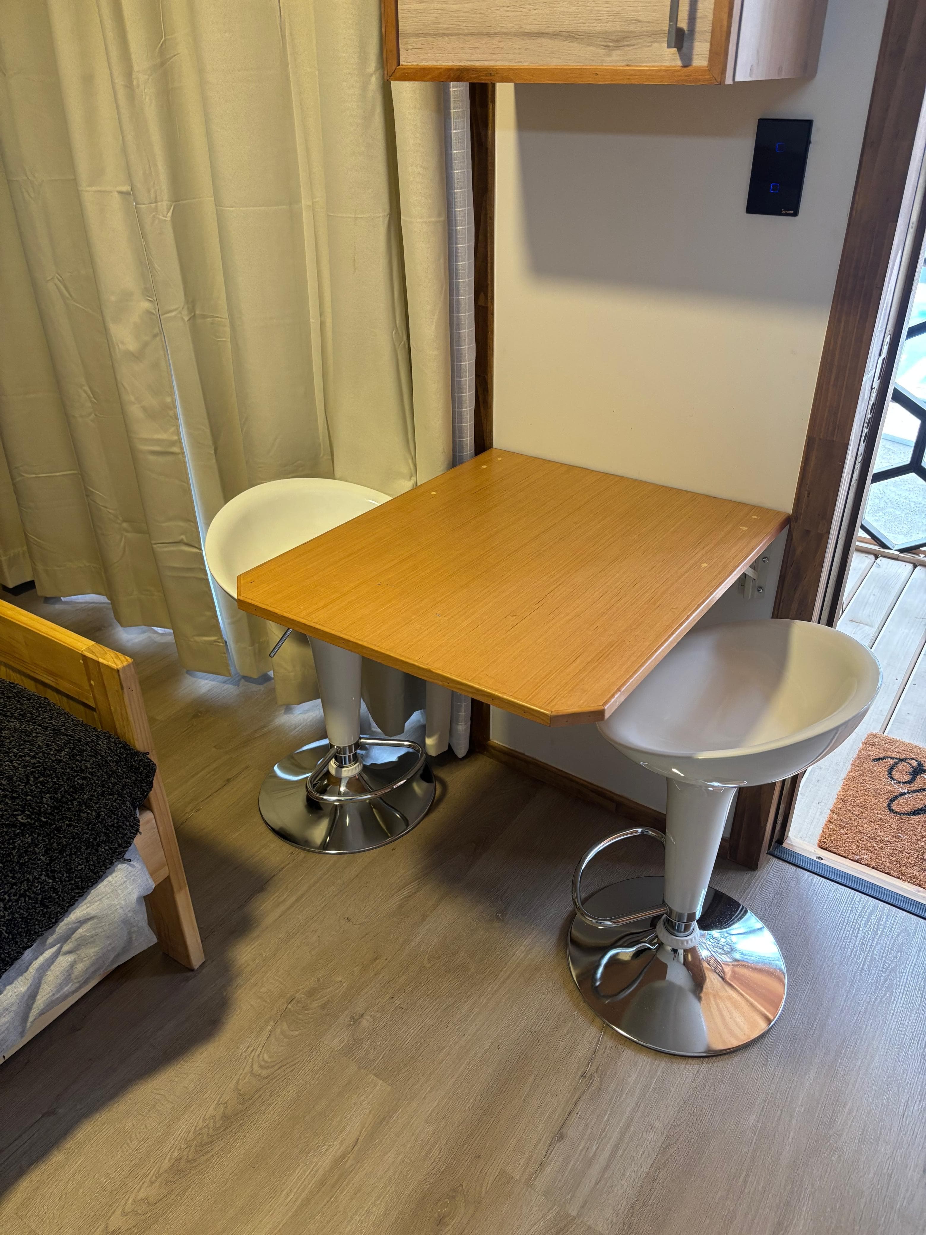 Mesa & Comedor para Dos